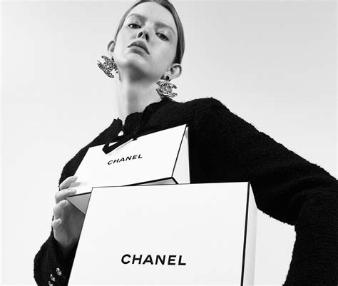 chanel customer service address uk|Chanel online customer service.